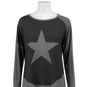 Go Couture Grey Black Long Sleeve Star Graphic Colorblock Women's Casual Tee - M